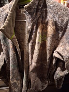 Realtree Brown/Green Camo Fleece Jacket